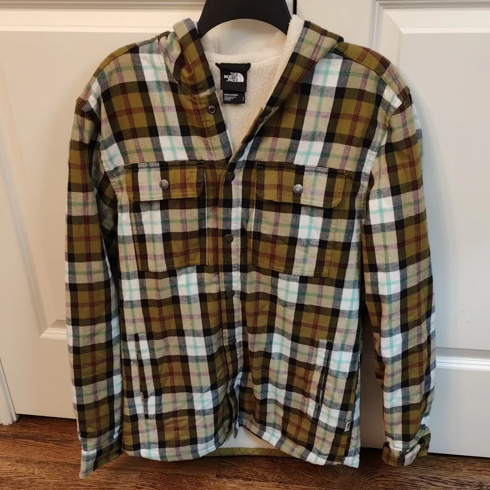 The North Face Mens Hooded Campshire Shirt
